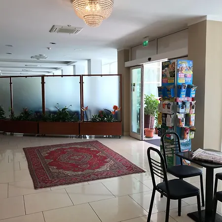 Hotel Boom