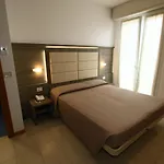 Boom Hotel 3*
