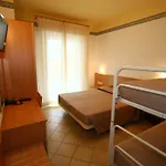 Boom Hotel