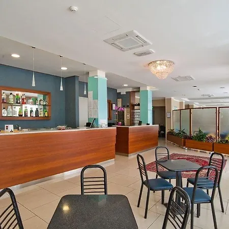 Otel Boom 3*