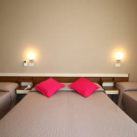 Boom Hotel