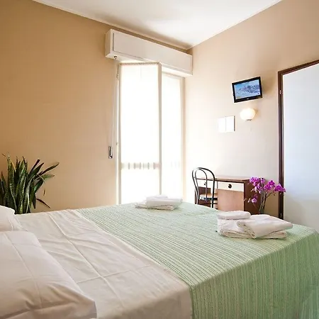 Boom ホテル リミニ